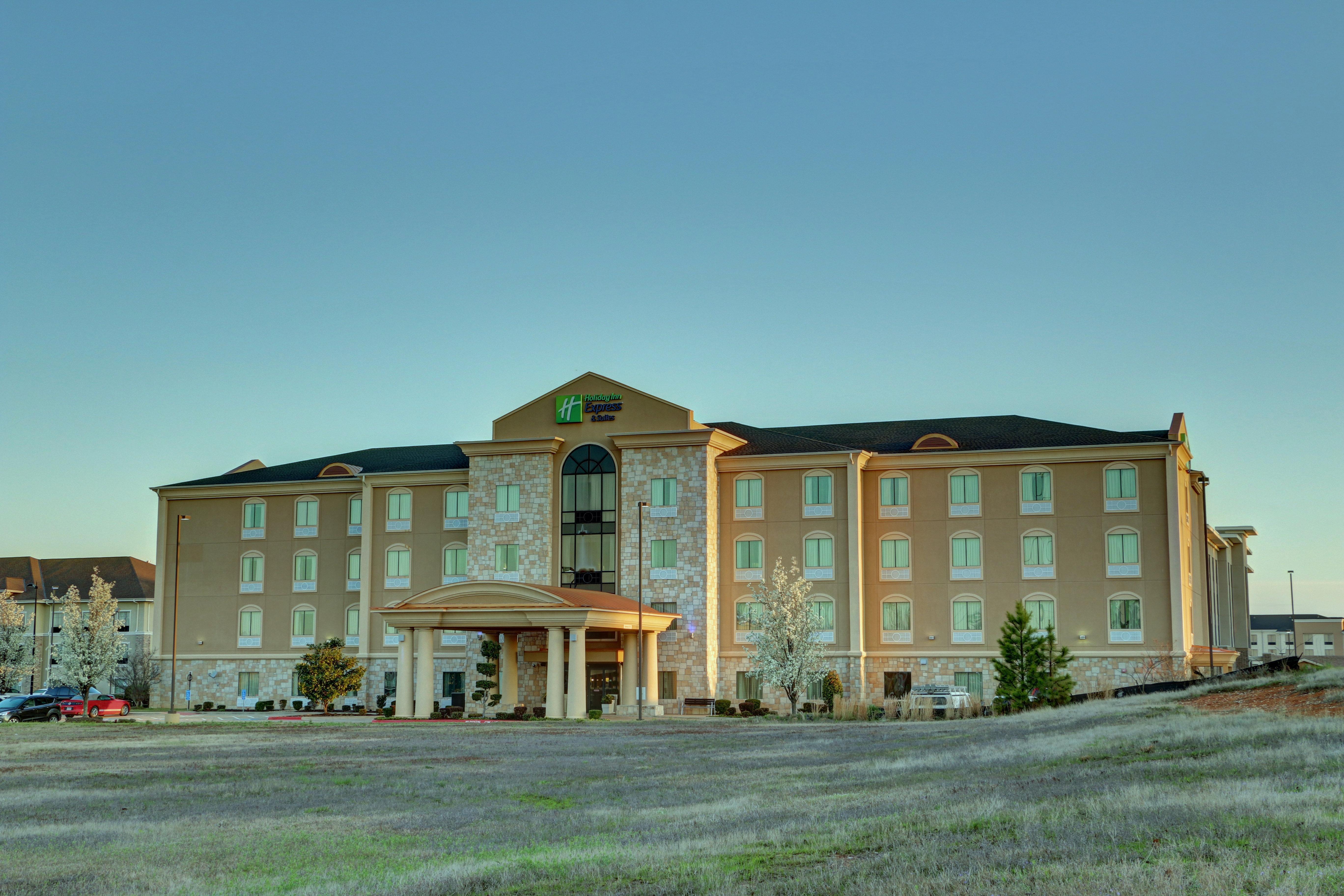 Holiday Inn Express Hotel & Suites Texarkana East By Ihg Екстер'єр фото